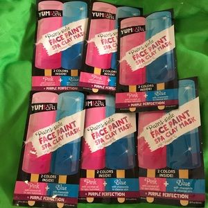 Spa Clay face mask lost of 6